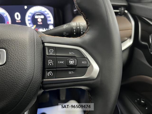 Jeep COMMANDER 2024-03 6691064-8