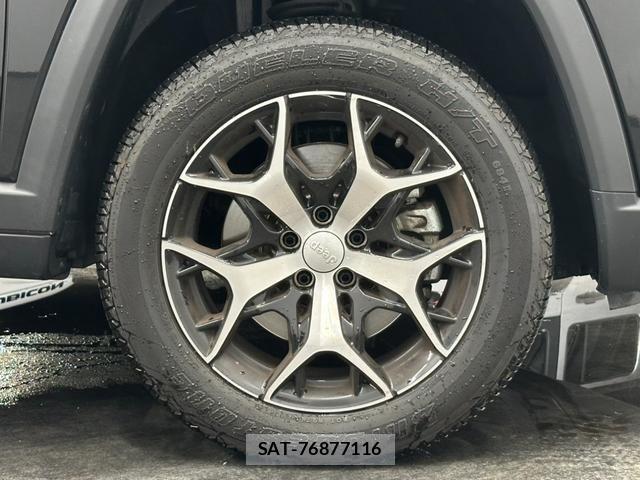Jeep COMMANDER 2026-03 6691063-18