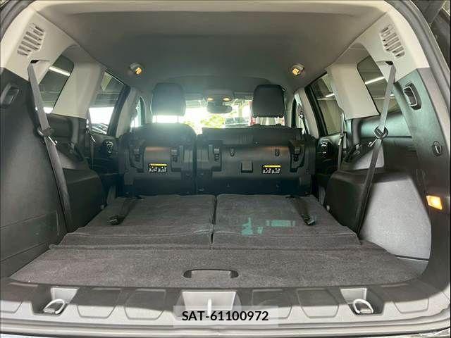 Jeep COMMANDER 2023-08 6815381-17