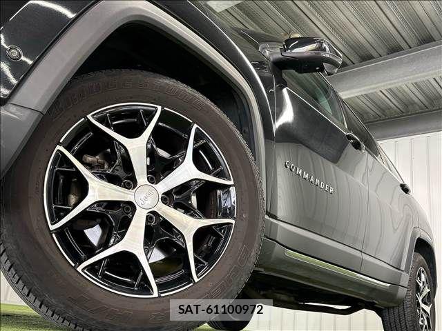 Jeep COMMANDER 2023-08 6815381-18