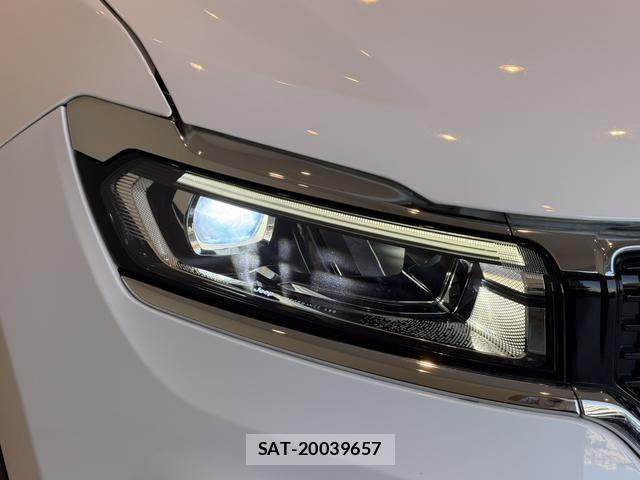Jeep COMMANDER 2024-03 7020650-17