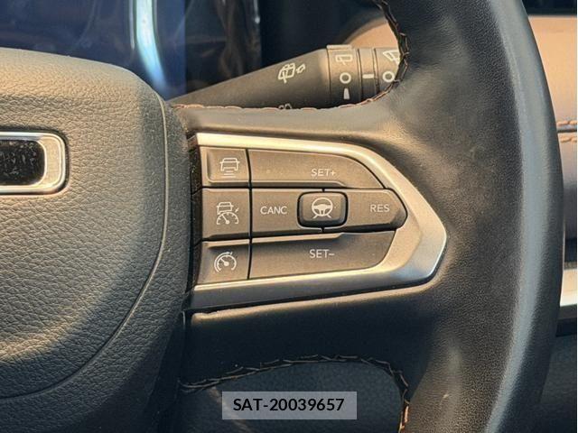 Jeep COMMANDER 2024-03 7020650-8