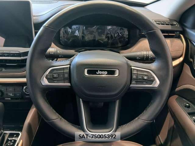 Jeep COMMANDER 2025-04 7220026-14