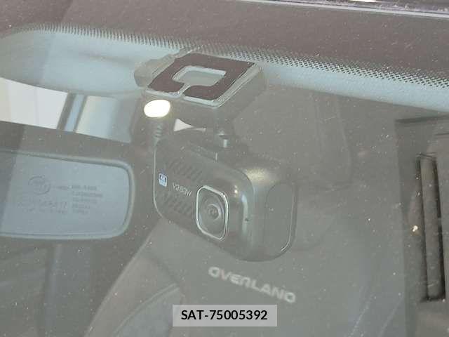 Jeep COMMANDER 2025-04 7220026-18