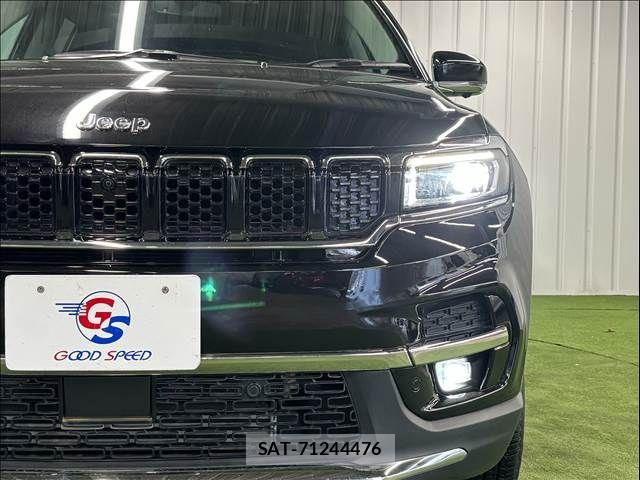 Jeep COMMANDER 2023-03 7358191-19