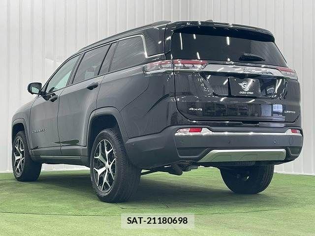 Jeep COMMANDER 2023-04 7358192-16