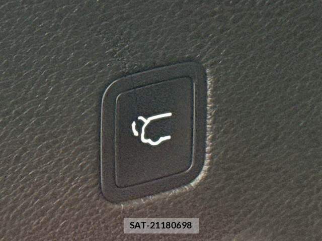Jeep COMMANDER 2023-04 7358192-6