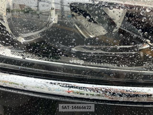 Jeep COMMANDER 2024-03 7392453-27