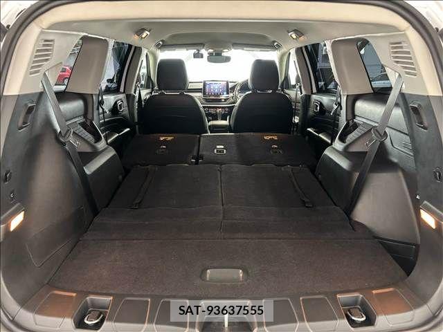 Jeep COMMANDER 2023-06 7501003-17