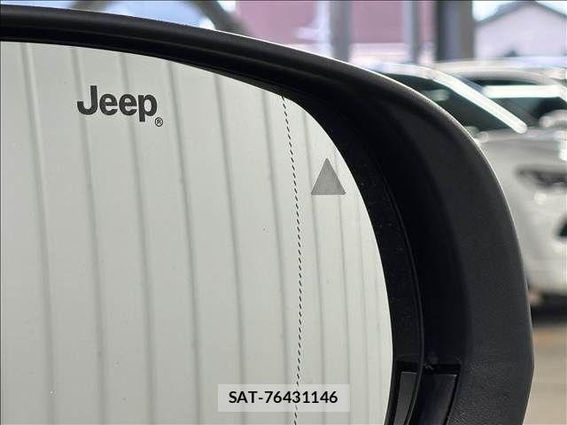 Jeep COMMANDER 2024-02 7785823-10