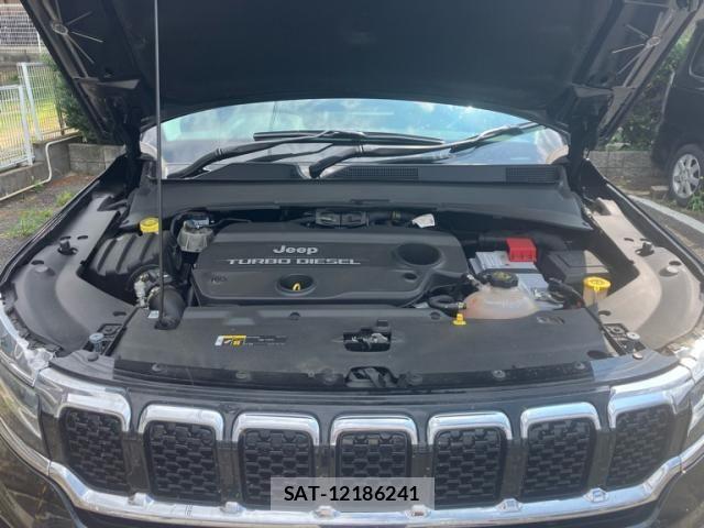 Jeep COMMANDER 2023-12 8099774-17
