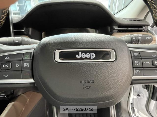Jeep COMMANDER 2026-03 8130651-17
