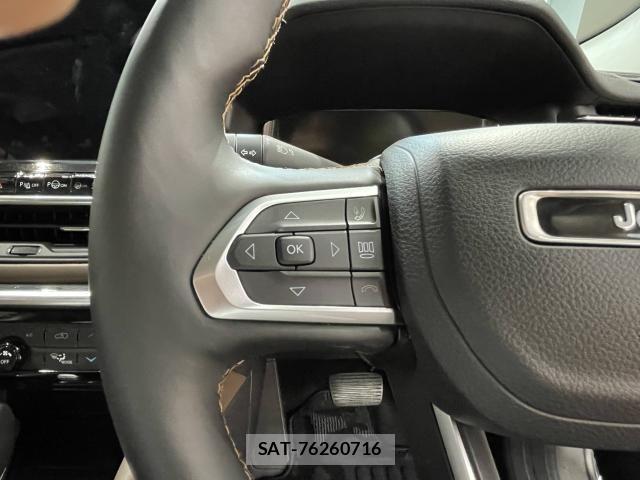 Jeep COMMANDER 2026-03 8130651-18