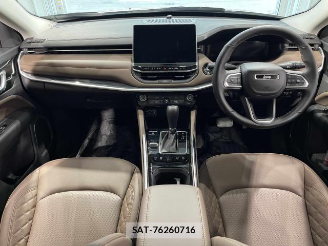 Jeep COMMANDER 2026-03 8130651-1