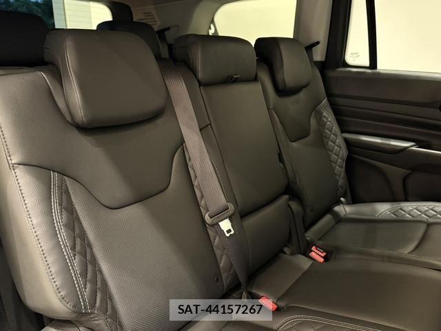 Jeep COMMANDER 2023-12 8207988-4
