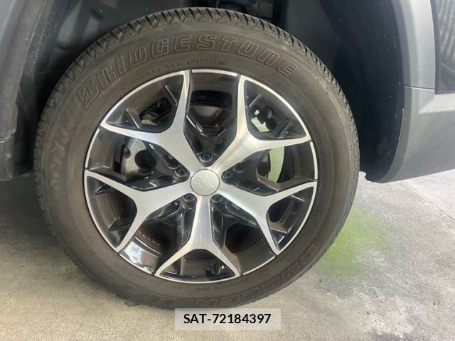 Jeep COMMANDER 2022-11 8230425-9