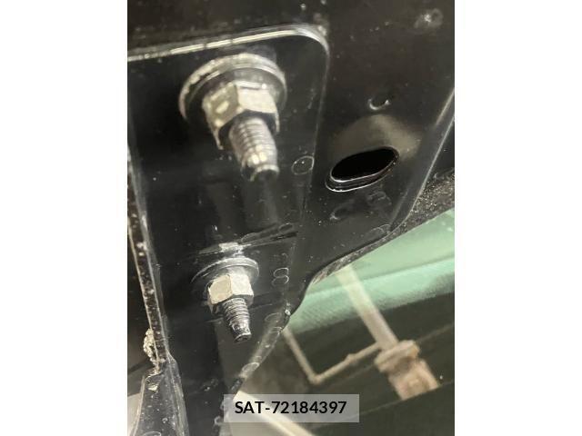 Jeep COMMANDER 2022-11 8230425-26