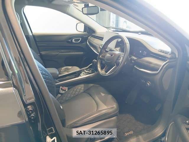 Jeep COMMANDER 2024-09 8245494-3