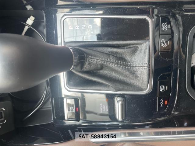 Jeep COMMANDER 2025-03 8314897-13