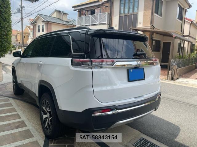 Jeep COMMANDER 2025-03 8314897-1