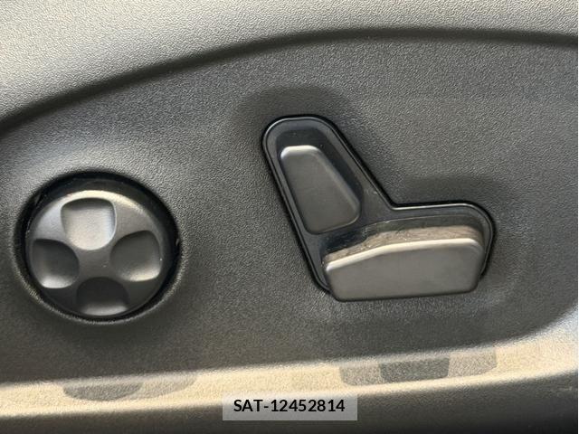 Jeep COMMANDER 2024-01 8336301-9