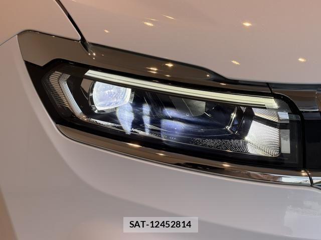 Jeep COMMANDER 2024-01 8336301-17