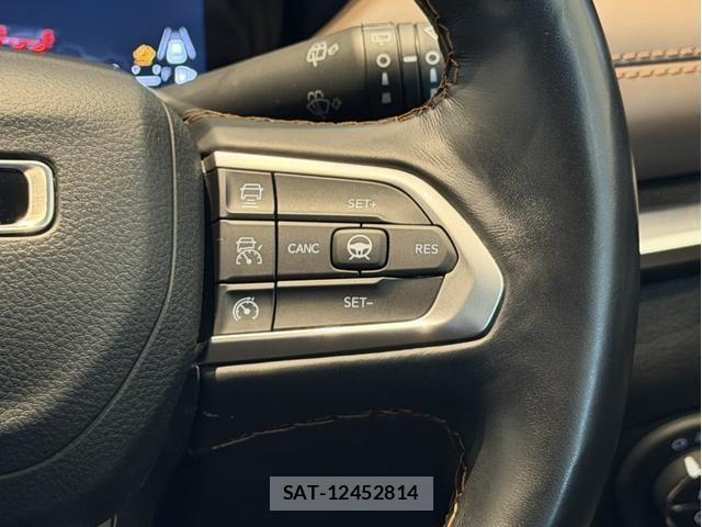 Jeep COMMANDER 2024-01 8336301-8