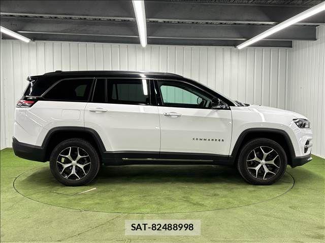 Jeep COMMANDER 2023-04 8336299-14