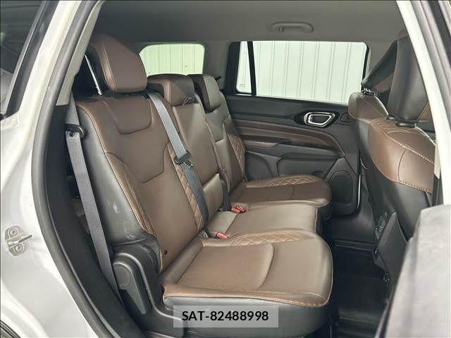 Jeep COMMANDER 2023-04 8336299-6