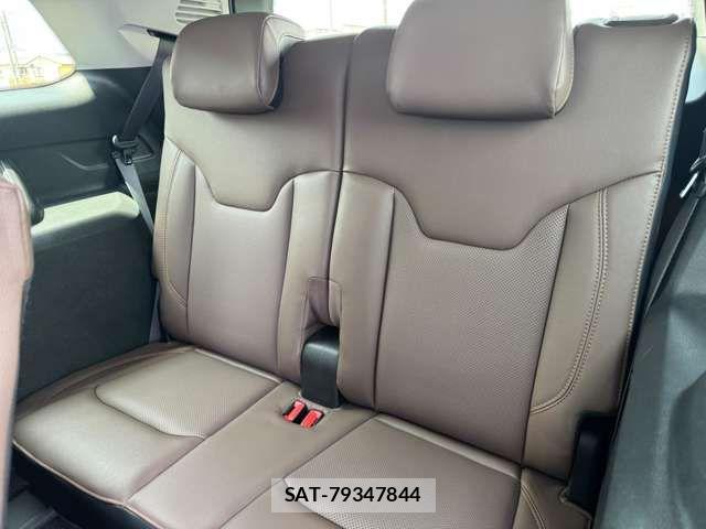 Jeep COMMANDER 2025-09 8354726-18
