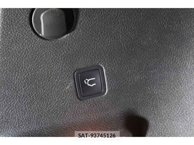 Jeep COMMANDER 2024-06 8366424-10