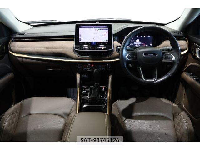 Jeep COMMANDER 2024-06 8366424-12