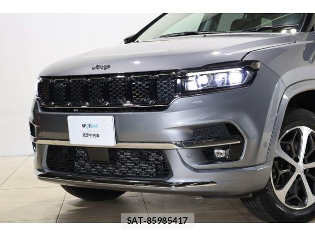 Jeep COMMANDER 2025-02 8366423-16