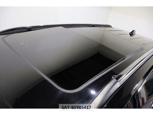Jeep COMMANDER 2025-02 8366423-18