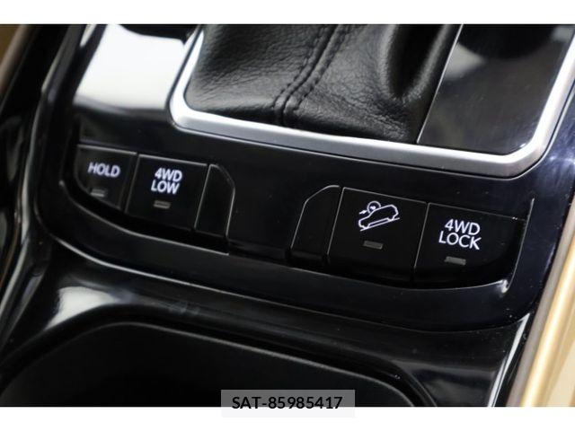 Jeep COMMANDER 2025-02 8366423-26