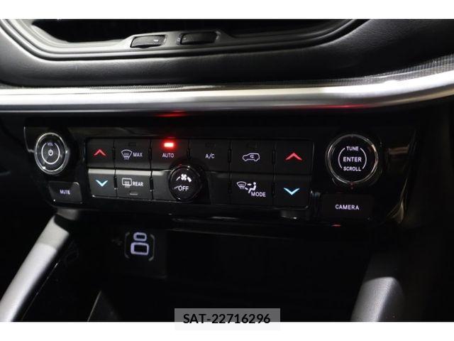 Jeep COMMANDER 2024-02 8562229-21