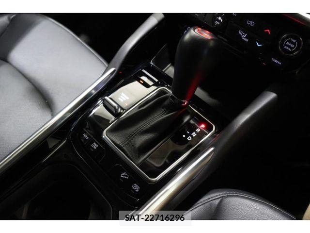 Jeep COMMANDER 2024-02 8562229-22