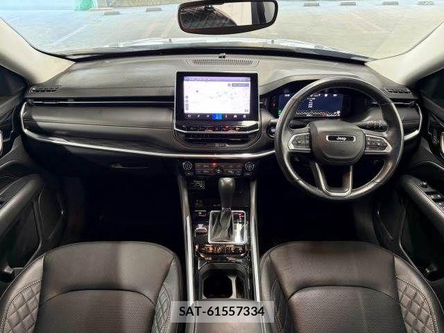 Jeep COMMANDER 2024-08 8627223-2