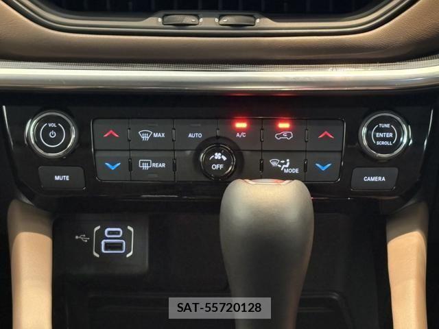 Jeep COMMANDER 2023-09 8627224-12