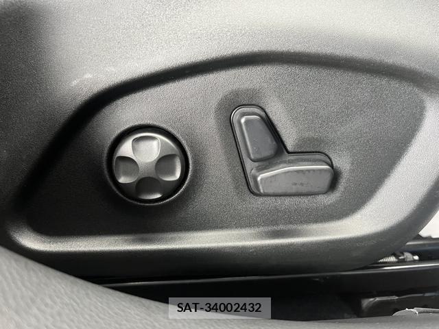 Jeep COMMANDER 2026-05 8659582-9