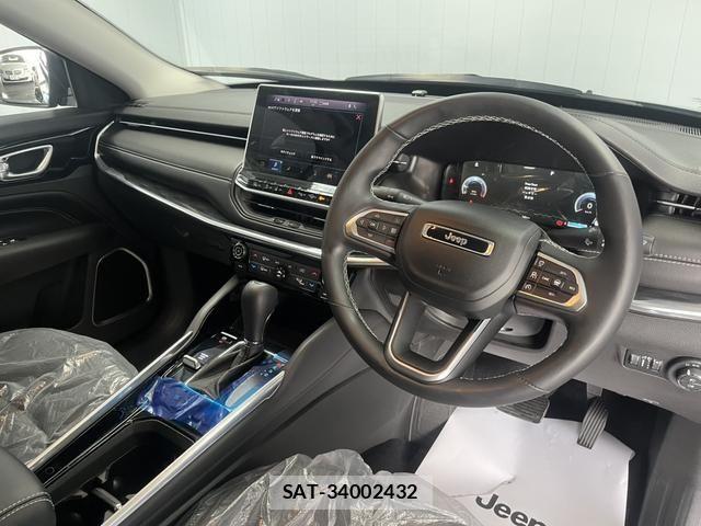 Jeep COMMANDER 2026-05 8659582-1
