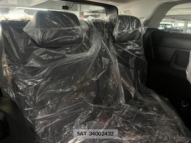 Jeep COMMANDER 2026-05 8659582-5
