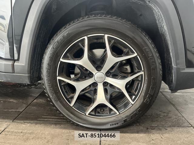 Jeep COMMANDER 2023-08 8659584-11