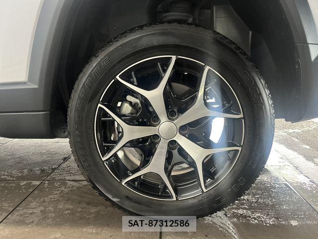 Jeep COMMANDER 2023-09 8742872-10