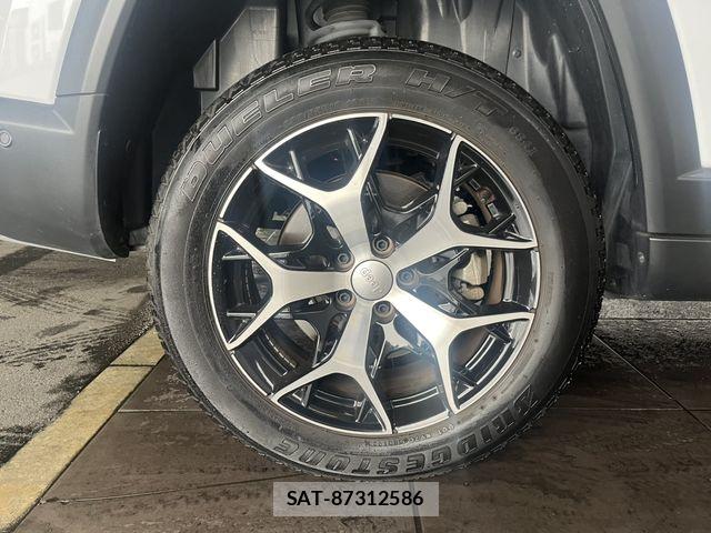 Jeep COMMANDER 2023-09 8742872-12