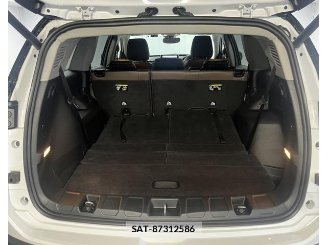 Jeep COMMANDER 2023-09 8742872-15