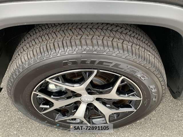 Jeep COMMANDER 2026-03 8742870-7