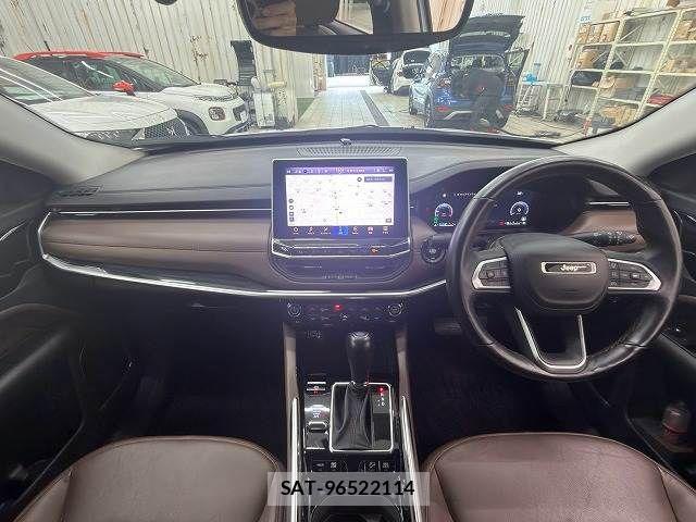 Jeep COMMANDER 2024-02 8796262-1