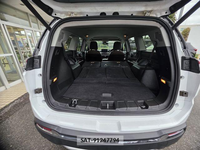 Jeep COMMANDER 2024-10 8796261-23