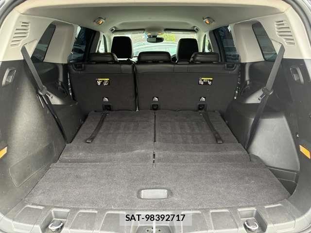 Jeep COMMANDER 2023-10 8829593-17